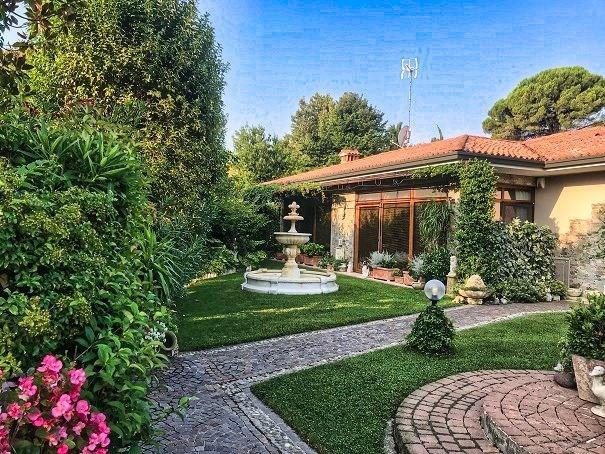 Villa in Via Praiss 13, Padenghe sul Garda - Foto 1