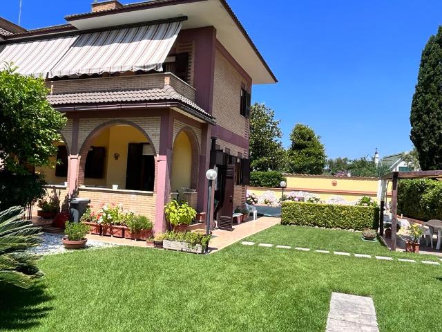 Villa in Via Amaranto, Anzio - Foto 1