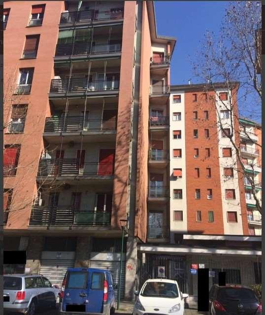 Magazzino in Via F.Lli Casiraghi 376, Sesto San Giovanni - Foto 1