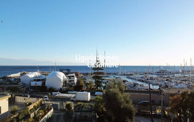 3-room flat in Via Giovanni Vesco 39, Sanremo - Photo 1