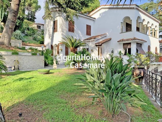 Villa in Viale Giosuè Carducci, Sanremo - Foto 1