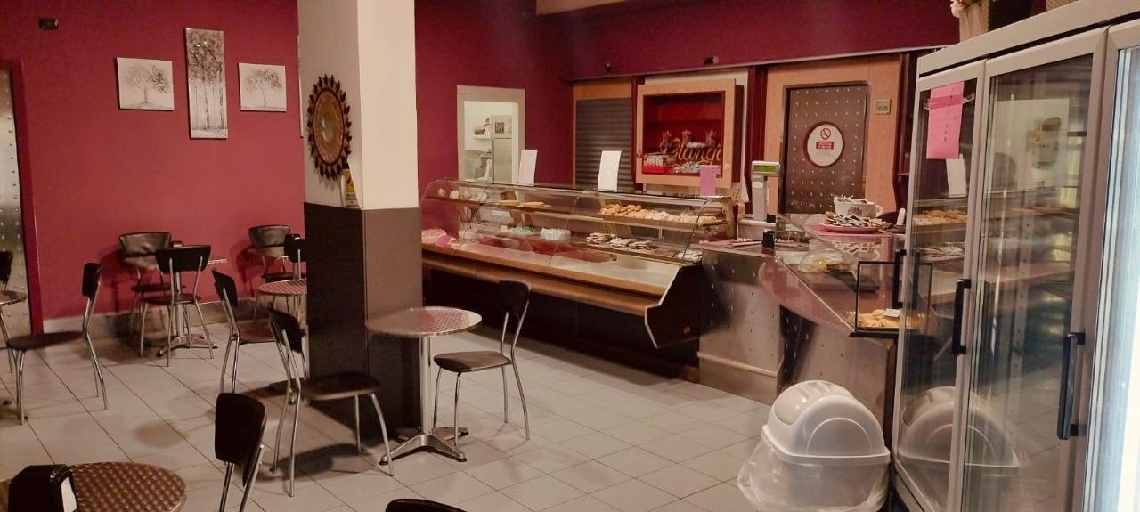 Pasticceria in , Cinisello Balsamo, {3} - Foto 2
