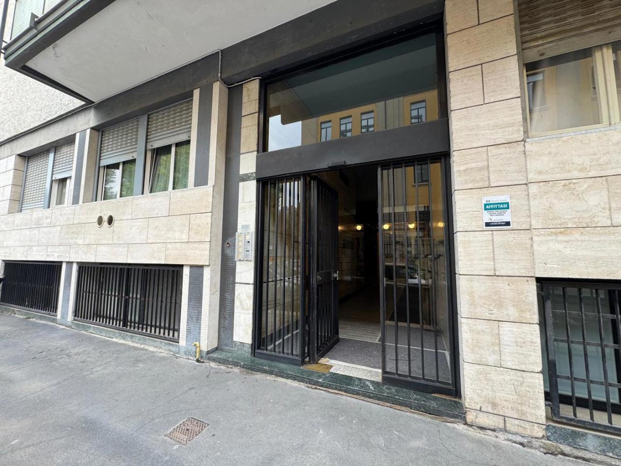 Laboratorio in Via Contardo Ferrini , Milano, {3} - Foto 2