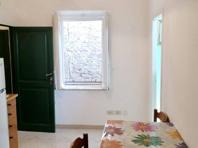 One-room flat in Vicolo Tanzi, Genazzano - Photo 1