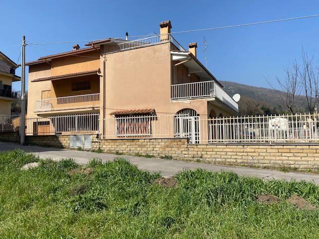 4-room flat in Via Valle Rotelle, Genazzano - Photo 1