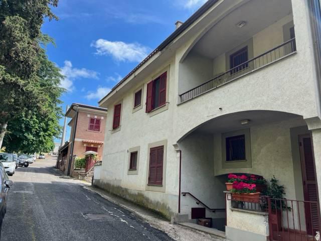 3-room flat in Via Giuseppe Garibaldi, Genazzano - Photo 1