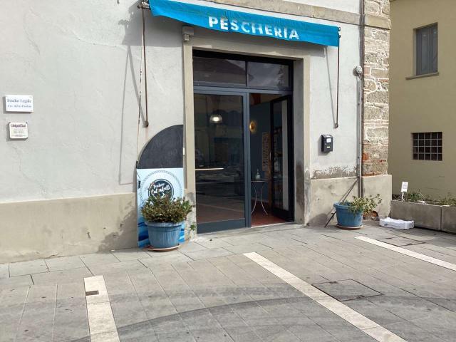 Negozio in Piazza del Municipio, San Giustino - Foto 1