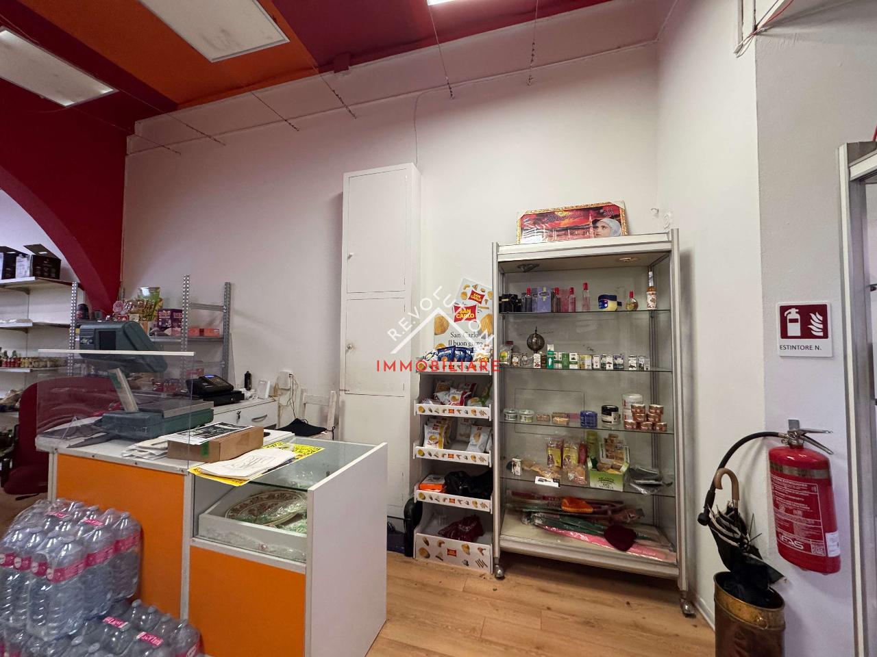 Negozio in Corso Vittorio Emanuele, Citta' Di Castello, {3} - Foto 2
