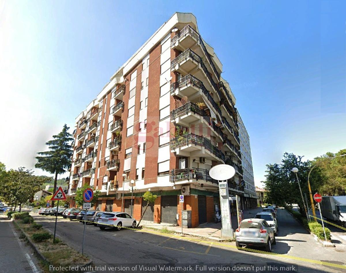Negozio in Via Torino S.N.C., Rende - Foto 1