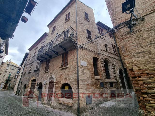 Casa indipendente in Via N. Gaetani Tamburrini 2/a, Monsampolo del Tronto - Foto 1