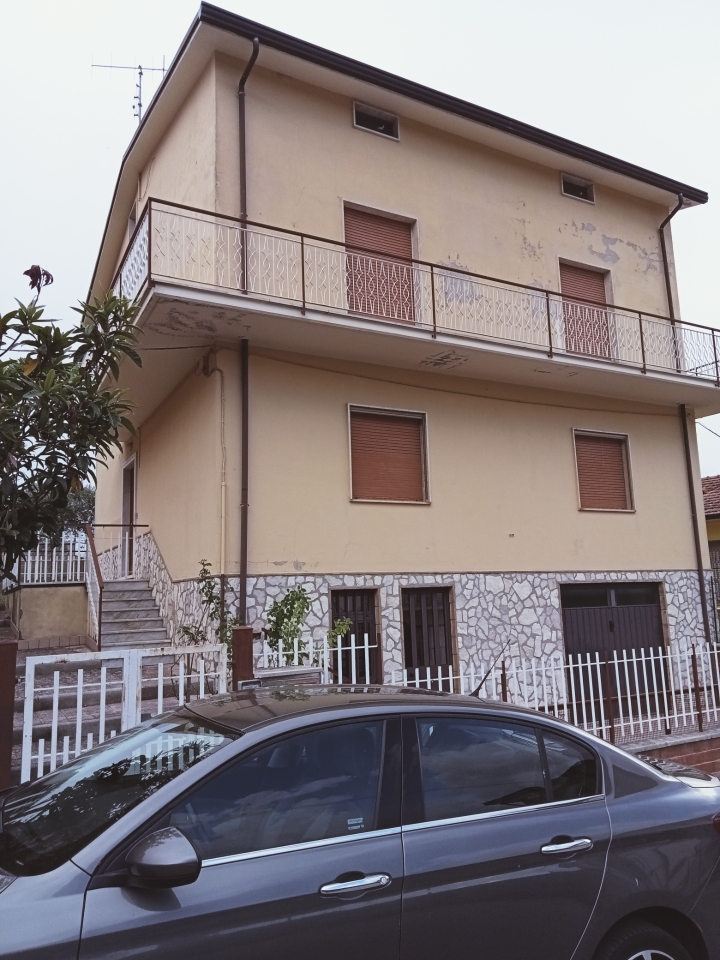 Villa unifamiliare in vendita a San Giorgio Del Sannio