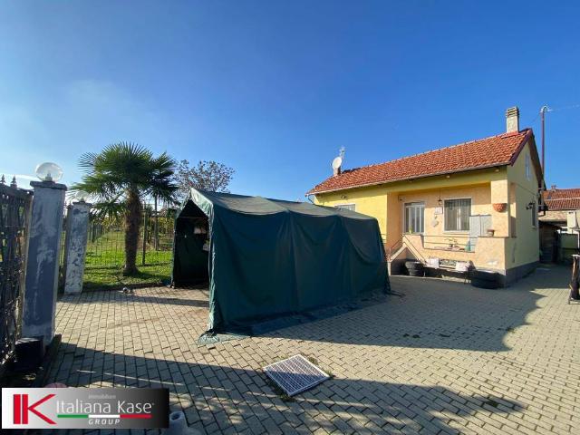 Detached house in Via San Rocco, Caluso - Photo 1