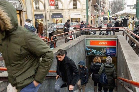 Ufficio in Via Costanza 35, Milano, {3} - Foto 1
