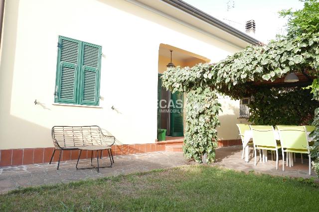 Detached house, Carrara - Photo 1