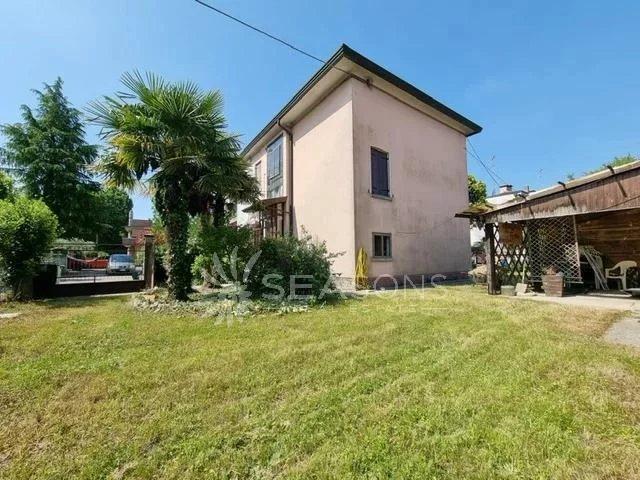 Villa bifamiliare in vendita a San Dona' Di Piave