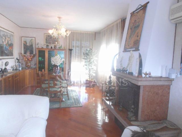 Apartament in {3}, - Photo 1