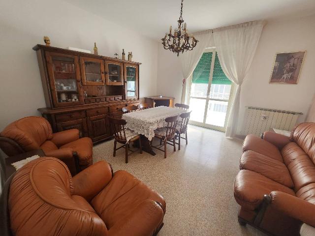 3-room flat in Via del Calcio, Termoli - Photo 1