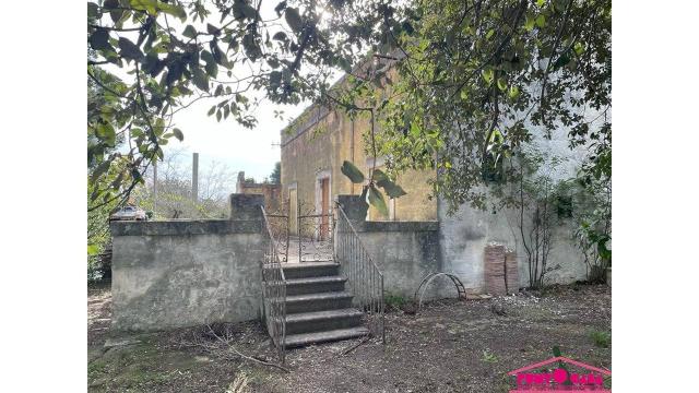 Country house or cottage in {3}, Strada Provinciale per Cisternino - Photo 1