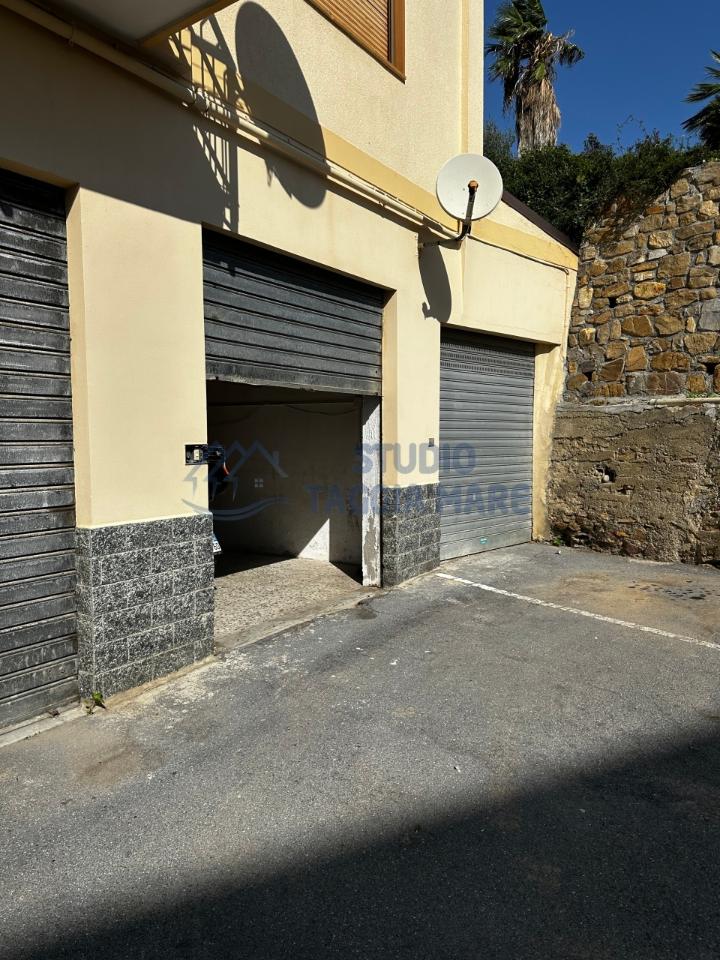 Parcheggio chiuso in Via Aurelia 19, Santo Stefano al Mare - Foto 1