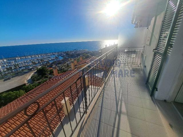 2-room flat in Via Cavi, Santo Stefano al Mare - Photo 1