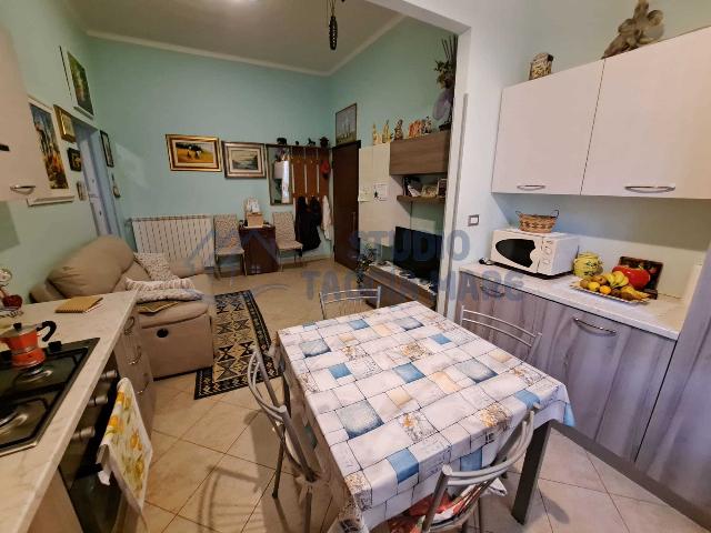 2-room flat, Taggia - Photo 1