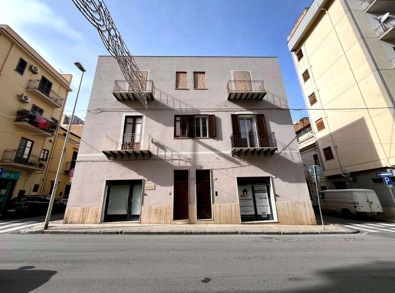 Ufficio in Via Vittorio Amedeo II 121, Termini Imerese, {3} - Foto 1