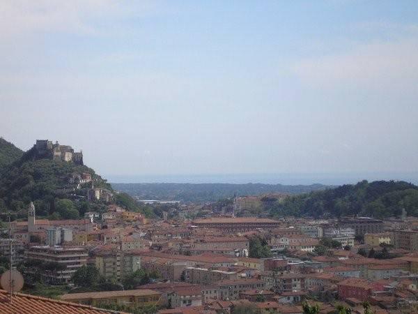 Appartamento in Via Bergiola, , Massa - Foto 1