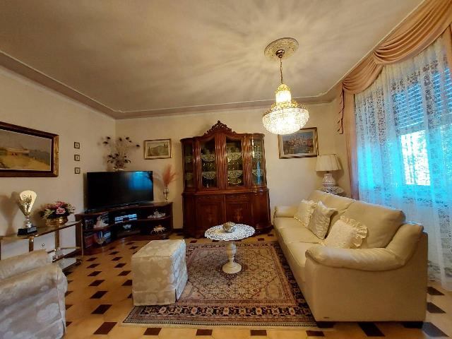 Villa, Buti - Foto 1