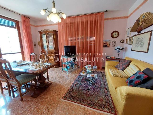 4-room flat, Buti - Photo 1