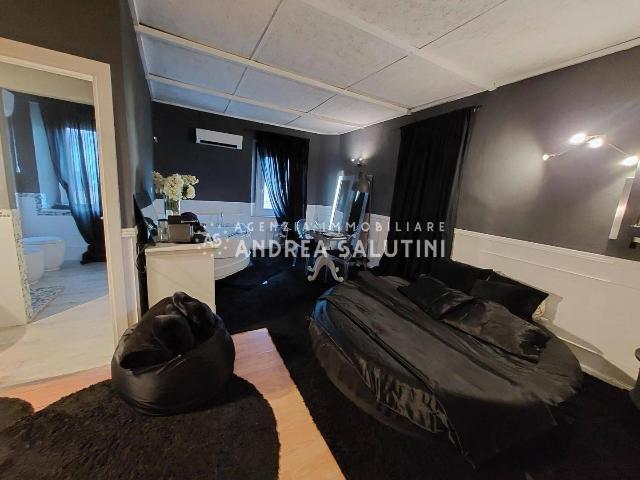 4-room flat in Via Giacomo Matteotti,, Buti - Photo 1