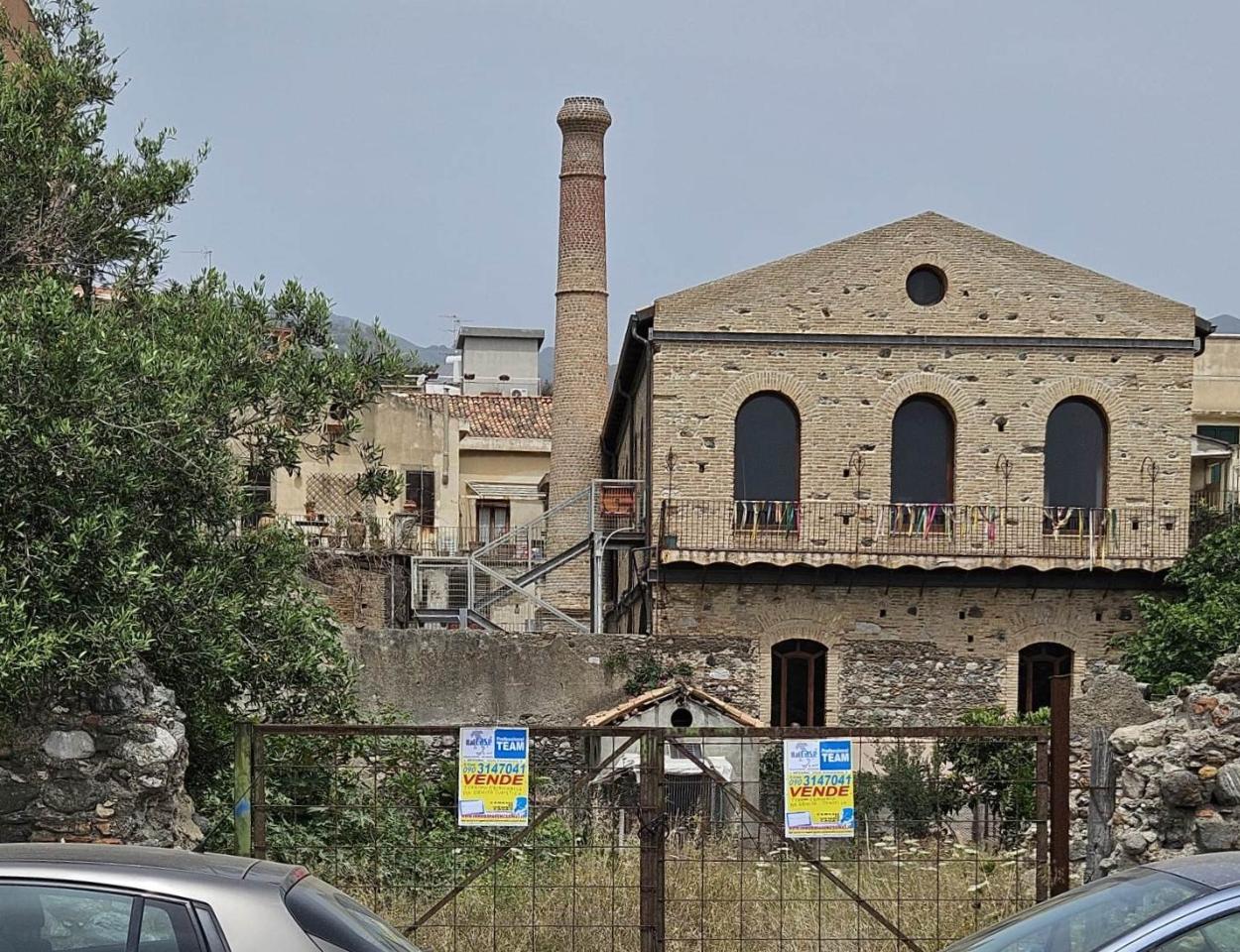 Terreno edificabile residenziale in vendita a Roccalumera