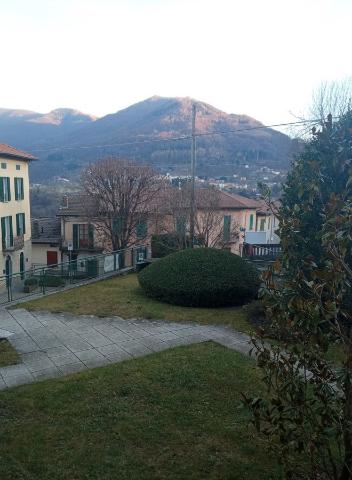 2-room flat in Via Cavour  1, Alta Valle Intelvi - Photo 1