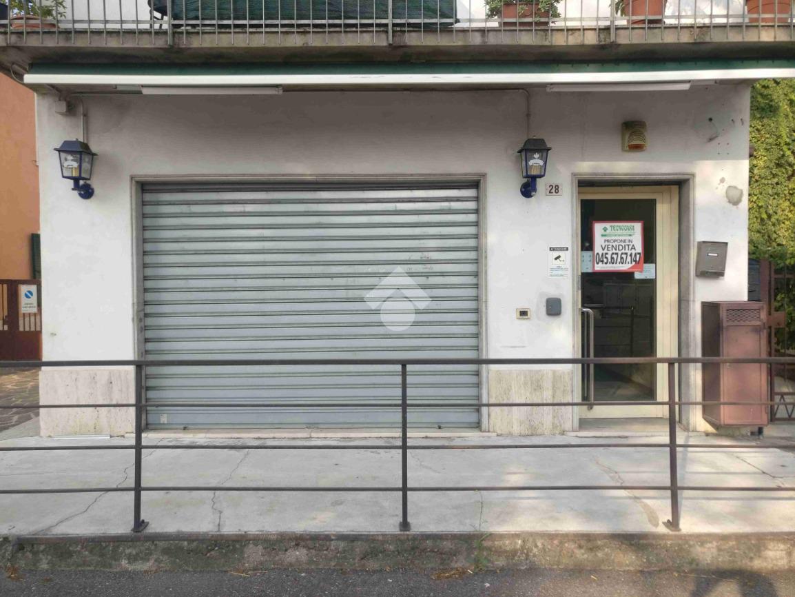Negozio in Via Stazione, Sant'Ambrogio di Valpolicella - Foto 1