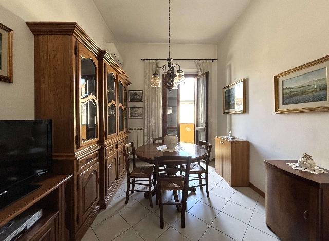 2-room flat, Pontedera - Photo 1