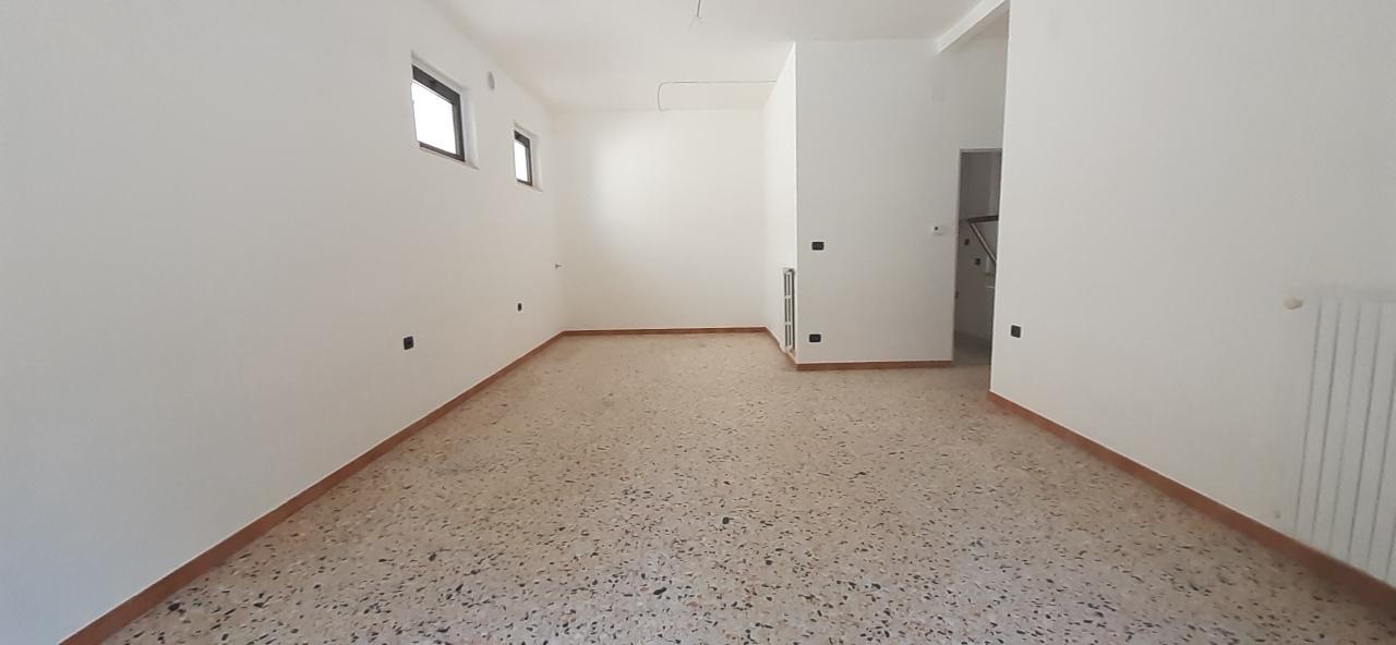 Negozio in , Francavilla al Mare - Foto 1