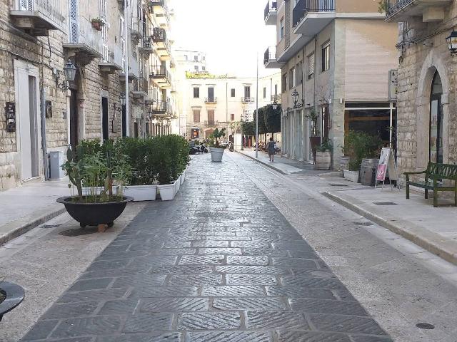 Shop in Via San Giorgio, Trani - Photo 1