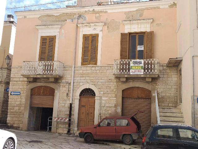 Palazzina commerciale in Via Carrettieri, Trani - Foto 1