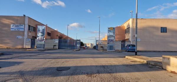 Capannone in Via Andria, Trani, {3} - Foto 2
