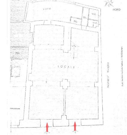 Negozio in Piazza Sacra Regia Udienza, Trani, {3} - Planimetria 1