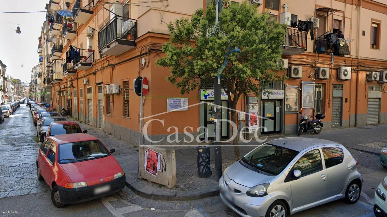 Negozio in Via Arenaccia, Napoli, {3} - Foto 2