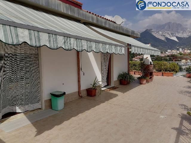 Penthouse in XX Settembre, Carrara - Photo 1