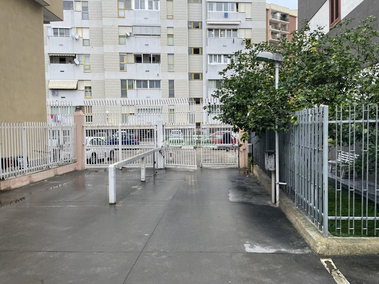 Garage in Traversa Via Fanelli, Bari, {3} - Foto 2