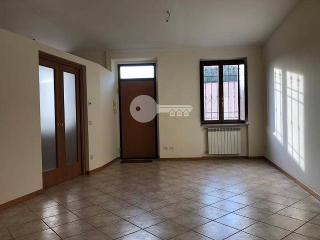 3-room flat in Via Vittorio Veneto 13, Ghedi - Photo 1