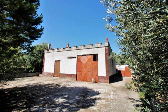 Country house or cottage in {3}, Contrada Ulmo - Photo 1