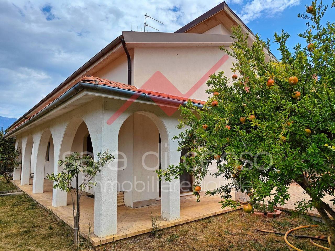 Villa in vendita a Raiano