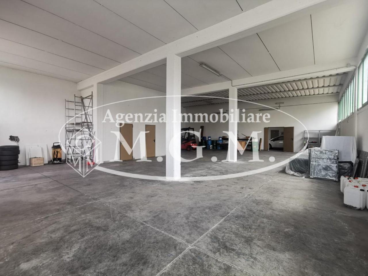 Capannone in , Castelfranco di Sotto, {3} - Foto 1