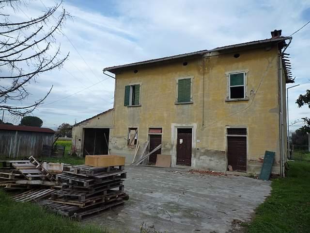 Casale in vendita a Castelfranco Di Sotto