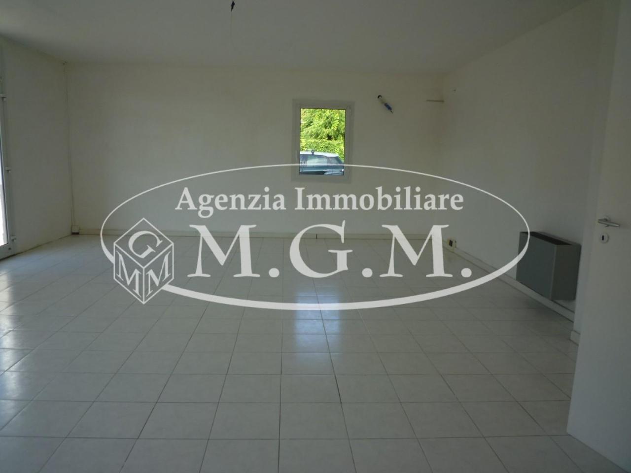 Locale commerciale in , Castelfranco Di Sotto, {3} - Foto 1