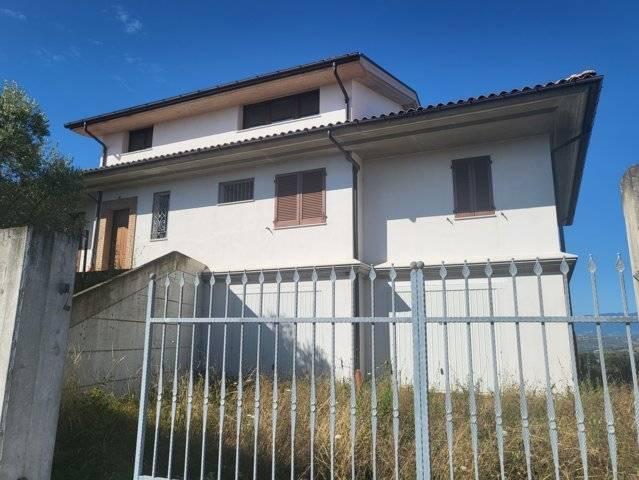 Detached house in {3}, Via Colle Portone Snc - Photo 1