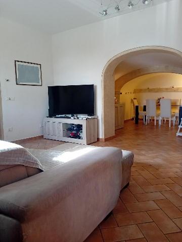 4-room flat, Peccioli - Photo 1